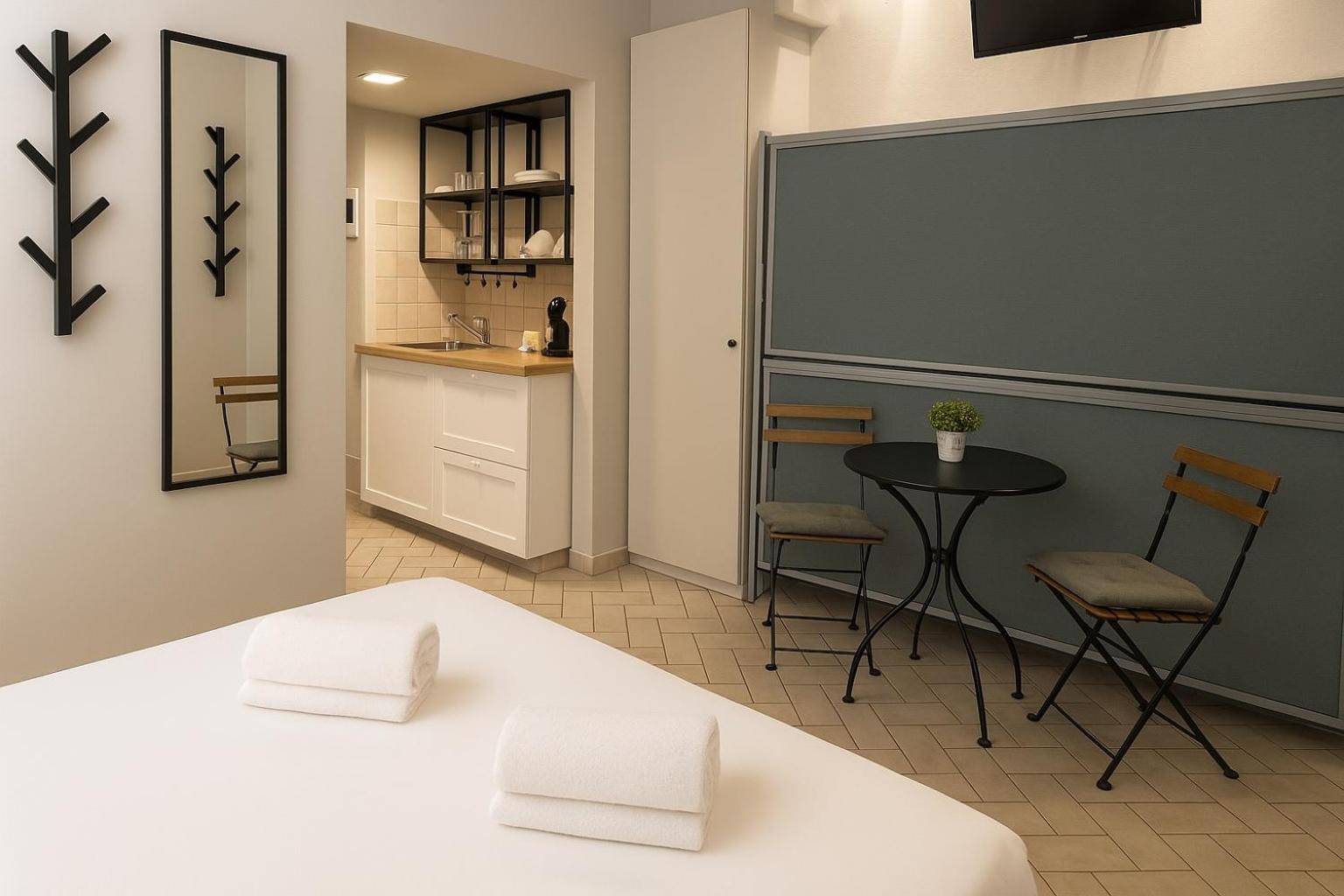Eroma - Colosseo Apartment — Photos 2